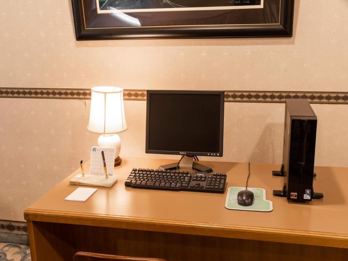 Hotel Castle Inn يوككايتشي المظهر الخارجي الصورة